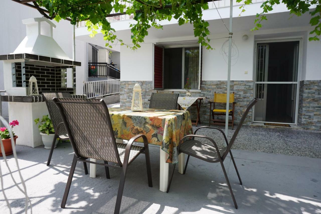 Anastasia' S Guest House Néos Marmarás Exterior foto